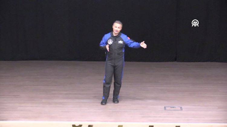 Türkiye'nin ilk astronotu Gezeravcı Eskişehir'de öğrencilerle buluştu - Resim: 5